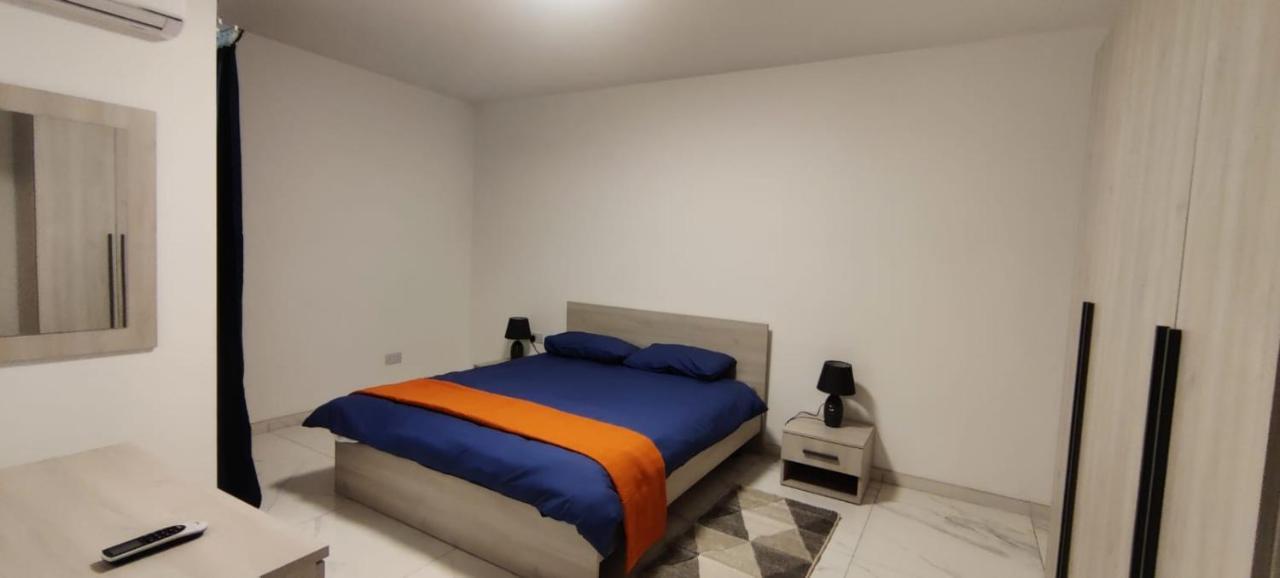 Blu-M Central Qormi Exterior foto